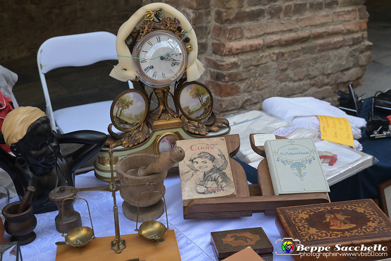 VBS_6572 - Mercatino dell'Antiquariato e dell'Hobbismo - Ottobre 2023.jpg